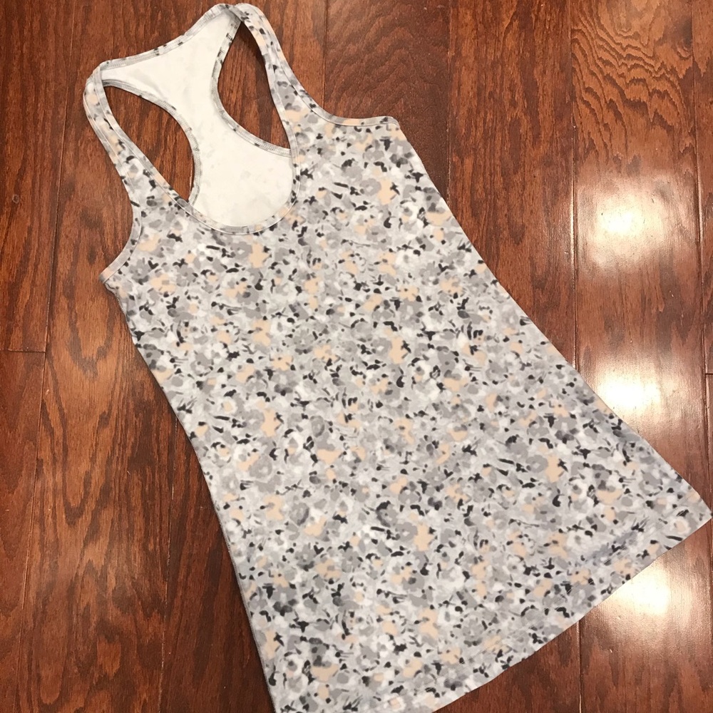 Lululemon Racerback Tank - S